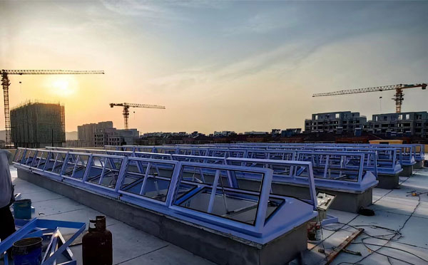 消防西固排烟窗工作原理