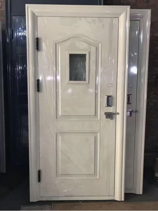 西固学校教室门