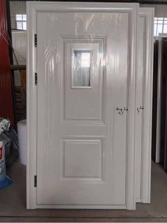 西固学校教室门