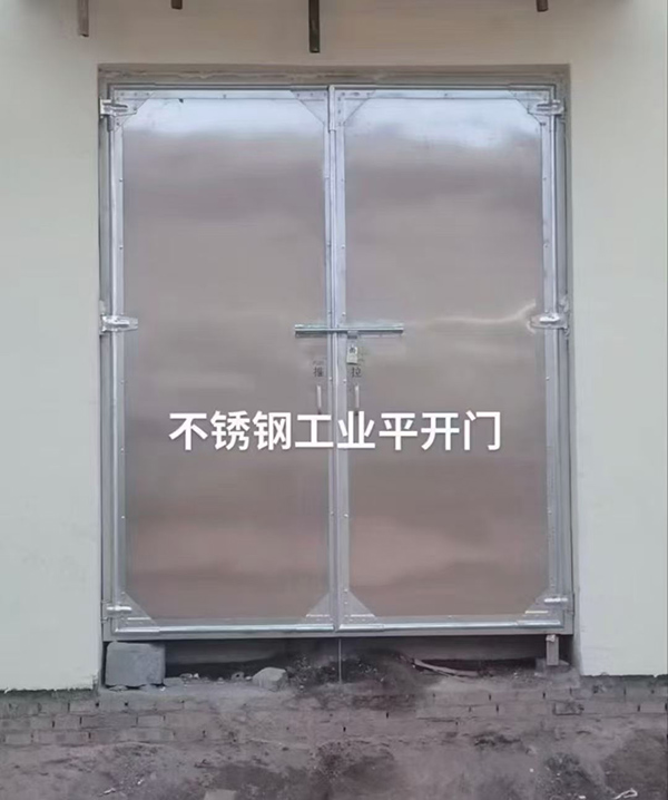 不锈钢西固工业平开门在现代工业场景中的应用实践